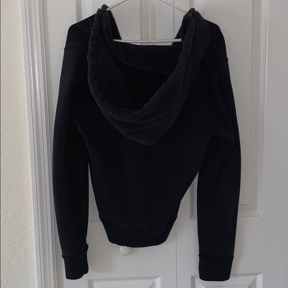 Hollister Hoodie - Picture 2 of 5